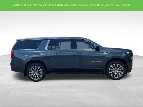 Used 2021 GMC Yukon XL Denali w/ Advanced Technology Package AWD/4WD image 3