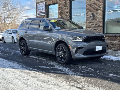 Used 2025 Dodge Durango GT w/ Blacktop Package image 7