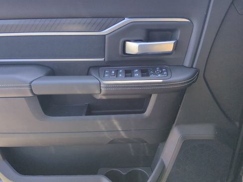 New 2026 RAM 3500 Big Horn AWD/4WD image 13