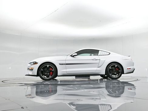 Used 2021 Ford Mustang GT Premium w/ Equipment Group 401A image 8