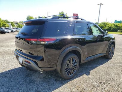 New 2026 Nissan Pathfinder SL w/ SL Premium Package