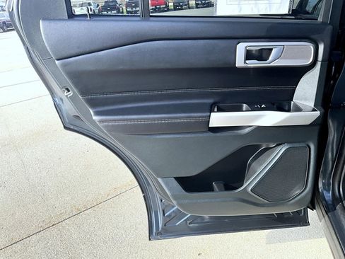 Used 2024 Ford Explorer XLT w/ Equipment Group 202A image 23