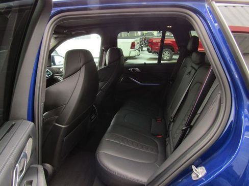 Used 2022 BMW X5 M w/ Competition Package 2 AWD/4WD image 32