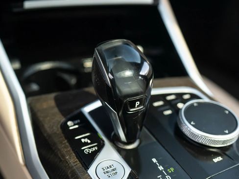 Used 2020 BMW 330i Sedan w/ Convenience Package image 32