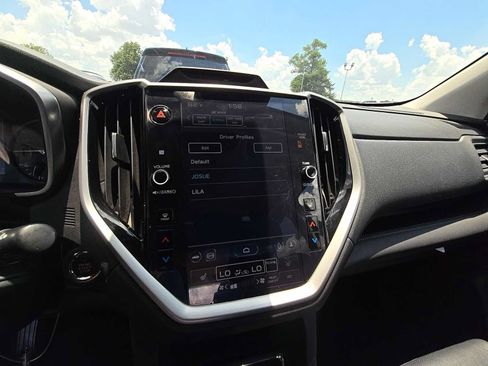 Used 2024 Subaru Ascent Limited w/ Technology Package AWD/4WD image 11