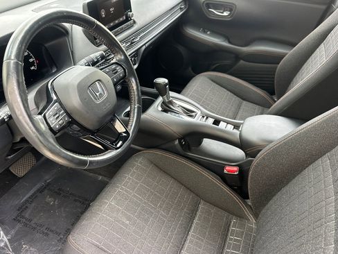 Used 2024 Honda HR-V Sport image 4