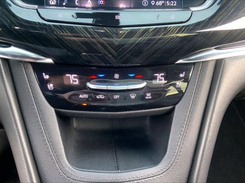Used 2020 Cadillac XT6 Premium Luxury image 31