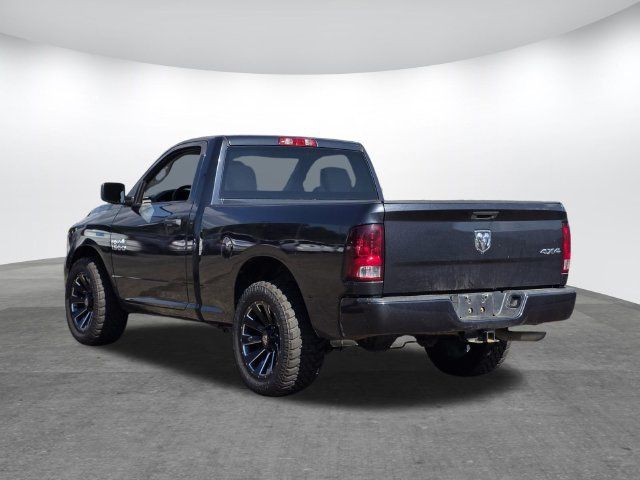 Used 2015 RAM 1500 Express AWD/4WD image 4