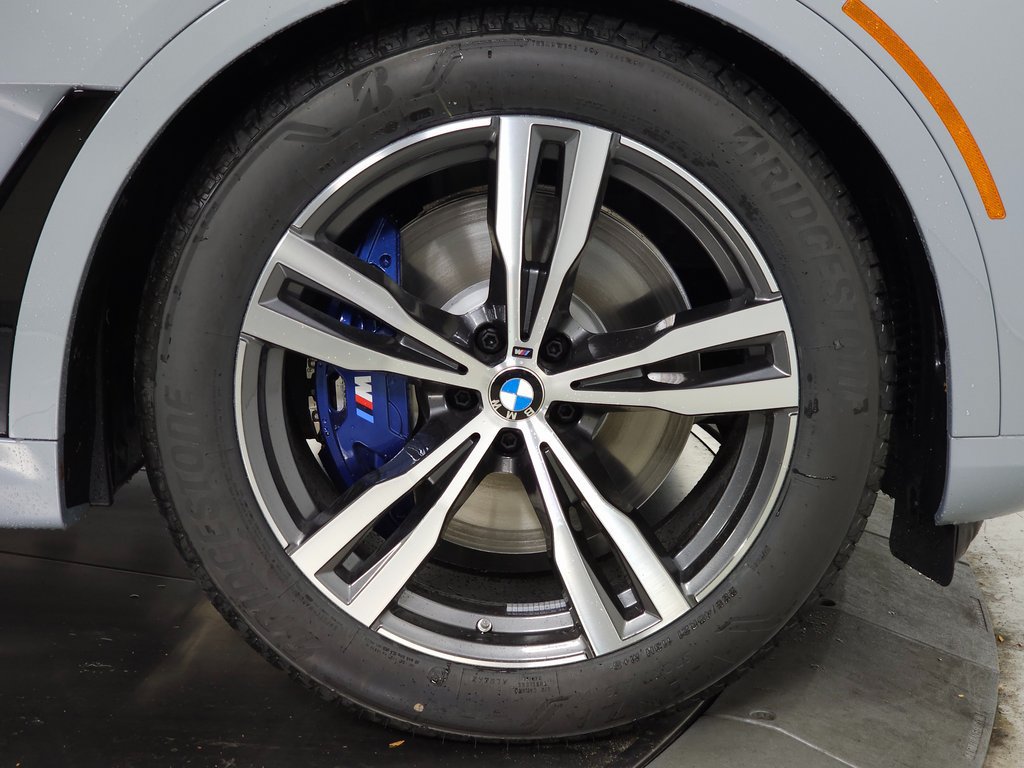 Used 2026 BMW X7 xDrive40i w/ Executive Package AWD/4WD image 7