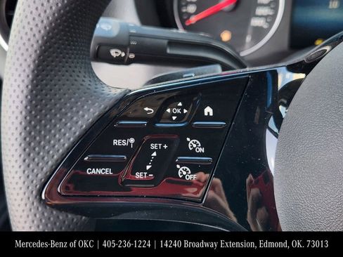 Used 2025 Mercedes-Benz Sprinter 2500 image 30