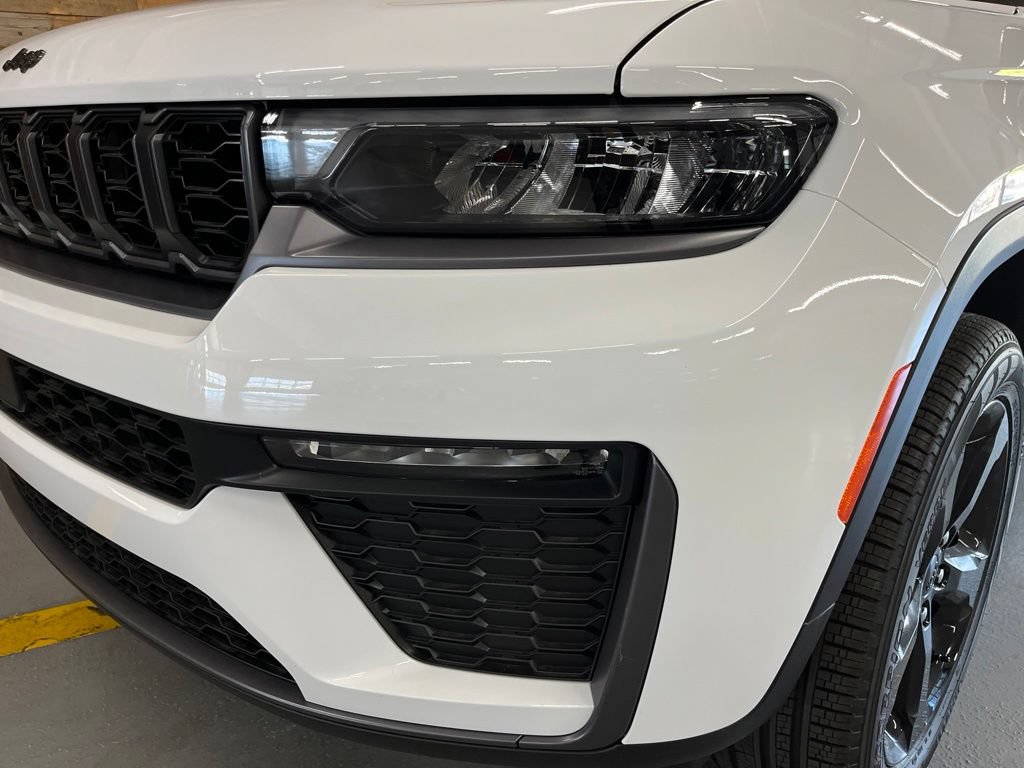 New 2026 Jeep Grand Cherokee Limited w/ Limited Altitude Package AWD/4WD image 58