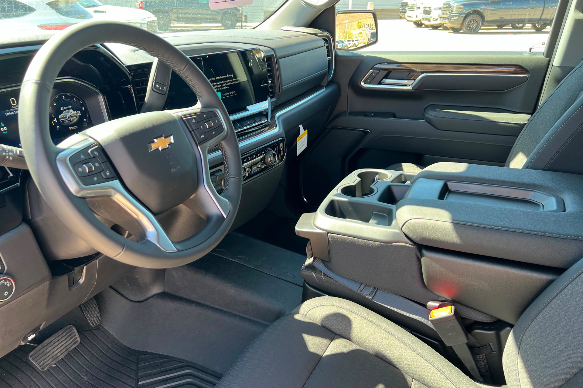 New 2026 Chevrolet Silverado 1500 LT w/ Z71 Off-Road Package AWD/4WD image 16