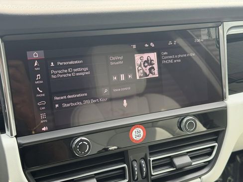 New 2026 Porsche Macan AWD/4WD image 21