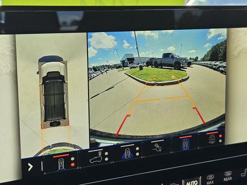 New 2025 GMC Hummer EV 2X image 15