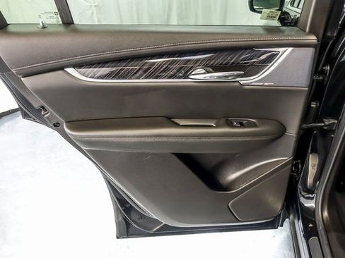 Used 2023 Cadillac XT6 Premium Luxury AWD/4WD image 30