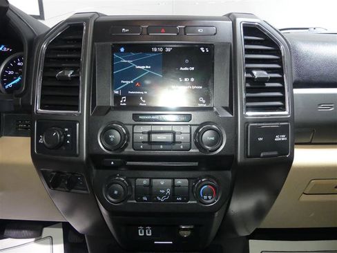 Used 2018 Ford F350 XLT image 32