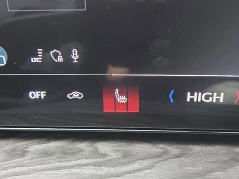 New 2025 Audi Q5 Premium image 32