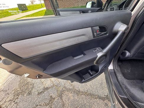 Used 2011 Honda CR-V SE image 28