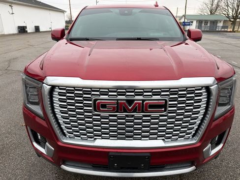 Used 2023 GMC Yukon XL Denali w/ Denali Reserve Package image 18