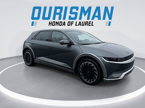 Used 2023 Hyundai Ioniq 5 Limited w/ Cargo Package image 2