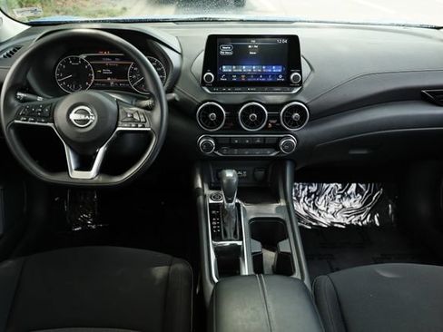 Used 2025 Nissan Sentra SV FWD image 25