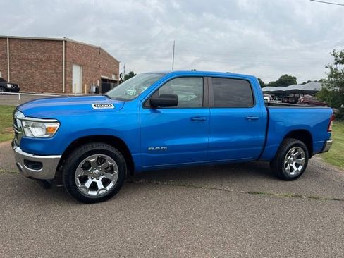 Used 2022 RAM 1500 Big Horn AWD/4WD image 3