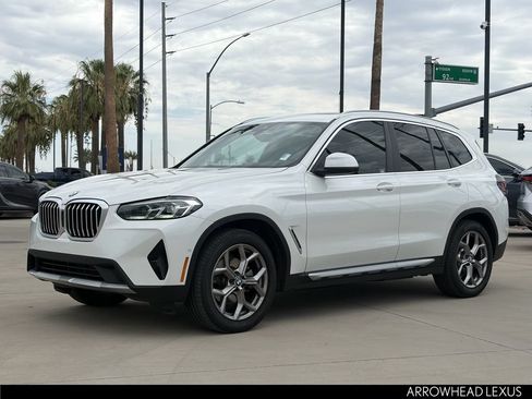 Used 2024 BMW X3 xDrive30i w/ Premium Package w/ZPA AWD/4WD image 2
