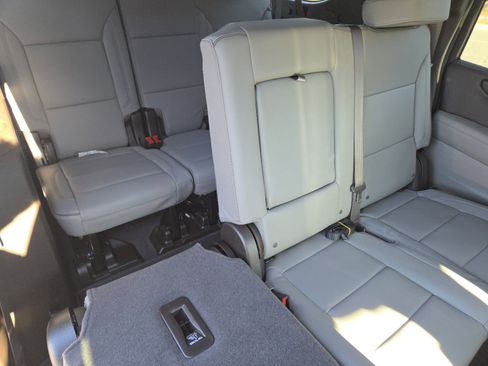 New 2026 GMC Yukon XL Elevation image 25