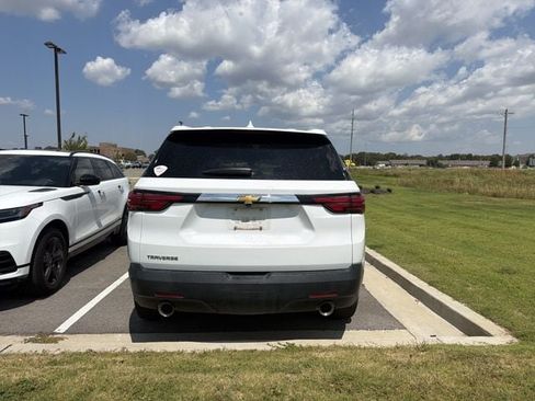 Used 2023 Chevrolet Traverse LS w/ Safety Package FWD image 3
