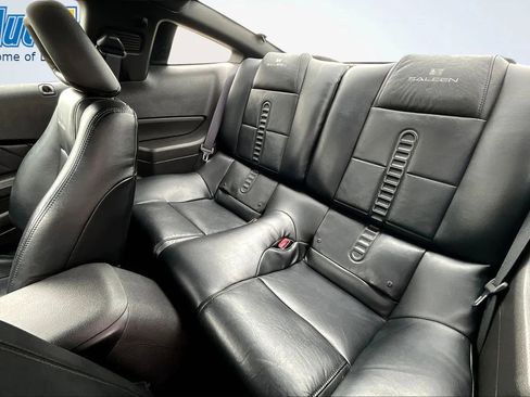 Used 2006 Ford Mustang GT RWD image 28