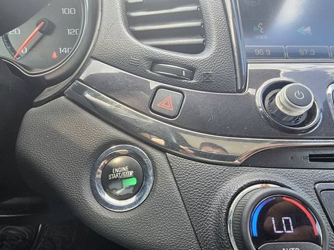 Used 2015 Chevrolet Impala LTZ FWD image 24