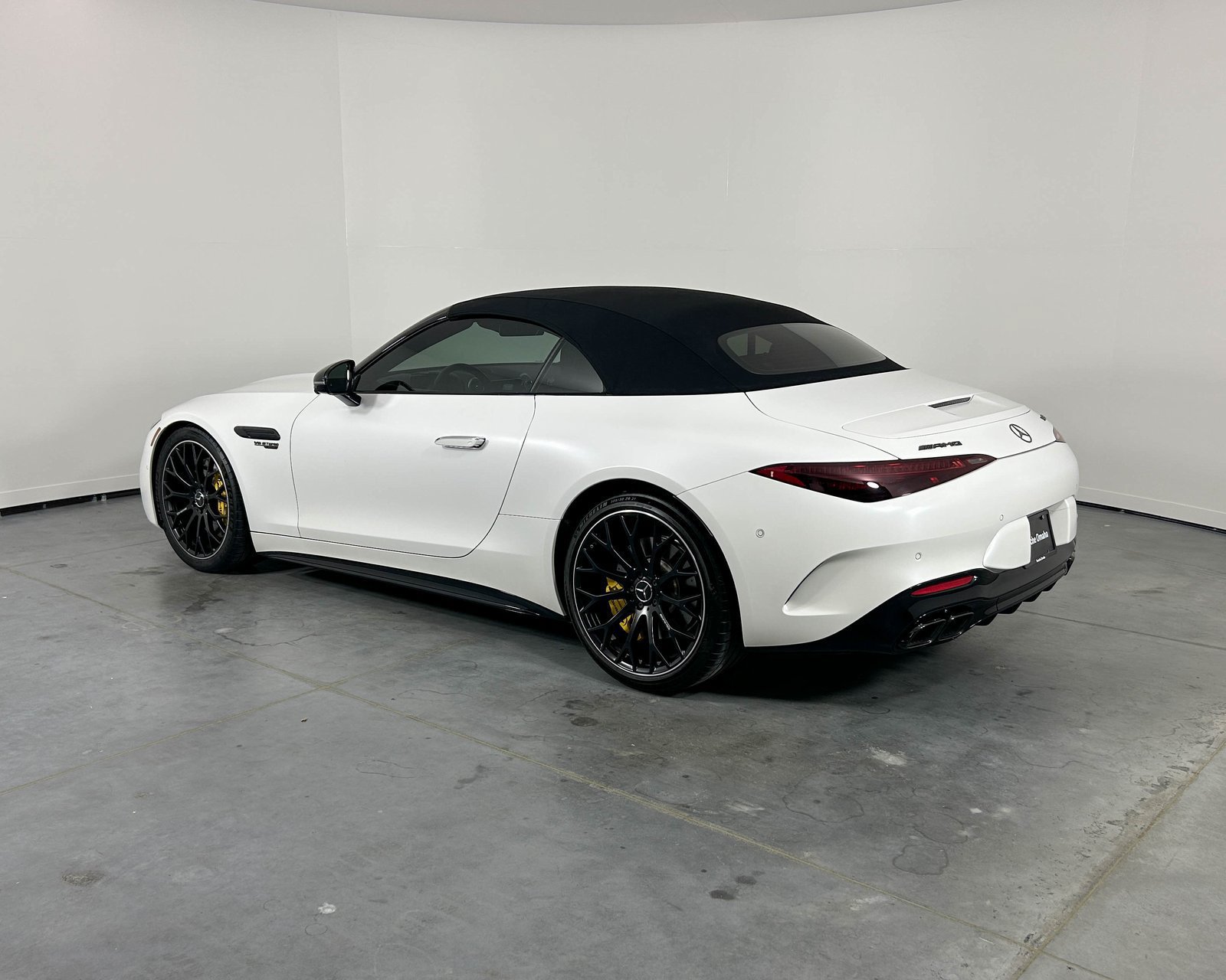 Used 2022 Mercedes-Benz SL 63 AMG 4MATIC image 7