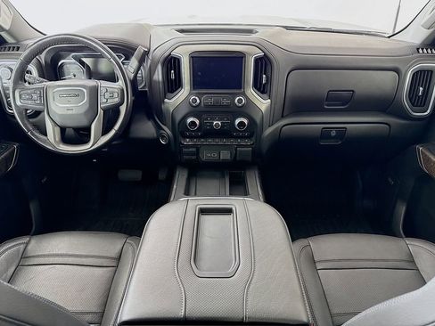 Used 2022 GMC Sierra 3500 Denali w/ Denali Ultimate Package image 11