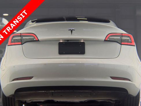 Used 2021 Tesla Model 3 Standard Range Plus RWD image 5