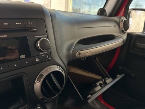 Used 2013 Jeep Wrangler Sport w/ Trailer Tow Group image 46