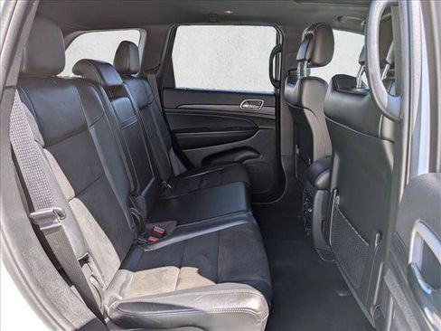 Used 2020 Jeep Grand Cherokee Altitude AWD/4WD image 20