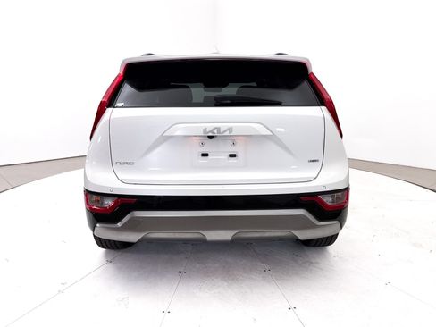 Used 2023 Kia Niro EX Touring FWD image 17