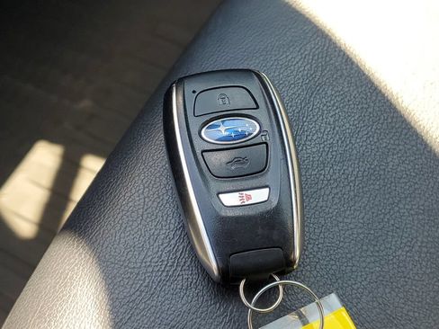 Used 2021 Subaru Crosstrek 2.5i Limited AWD/4WD image 34