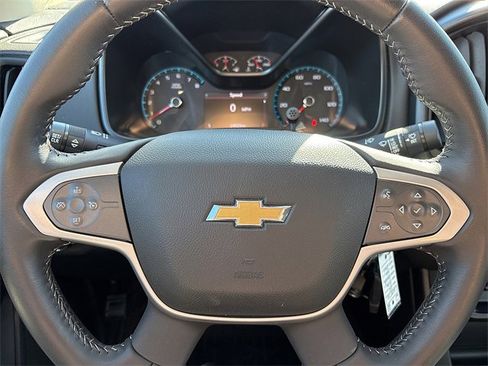 Used 2020 Chevrolet Colorado W/T w/ WT Convenience Package image 24