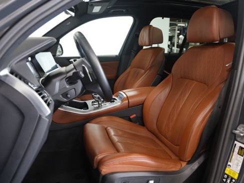 Used 2023 BMW X5 M50i w/ Executive Package AWD/4WD image 20