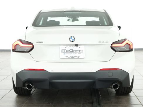Used 2025 BMW 230i xDrive Coupe w/ Premium Package AWD/4WD image 4