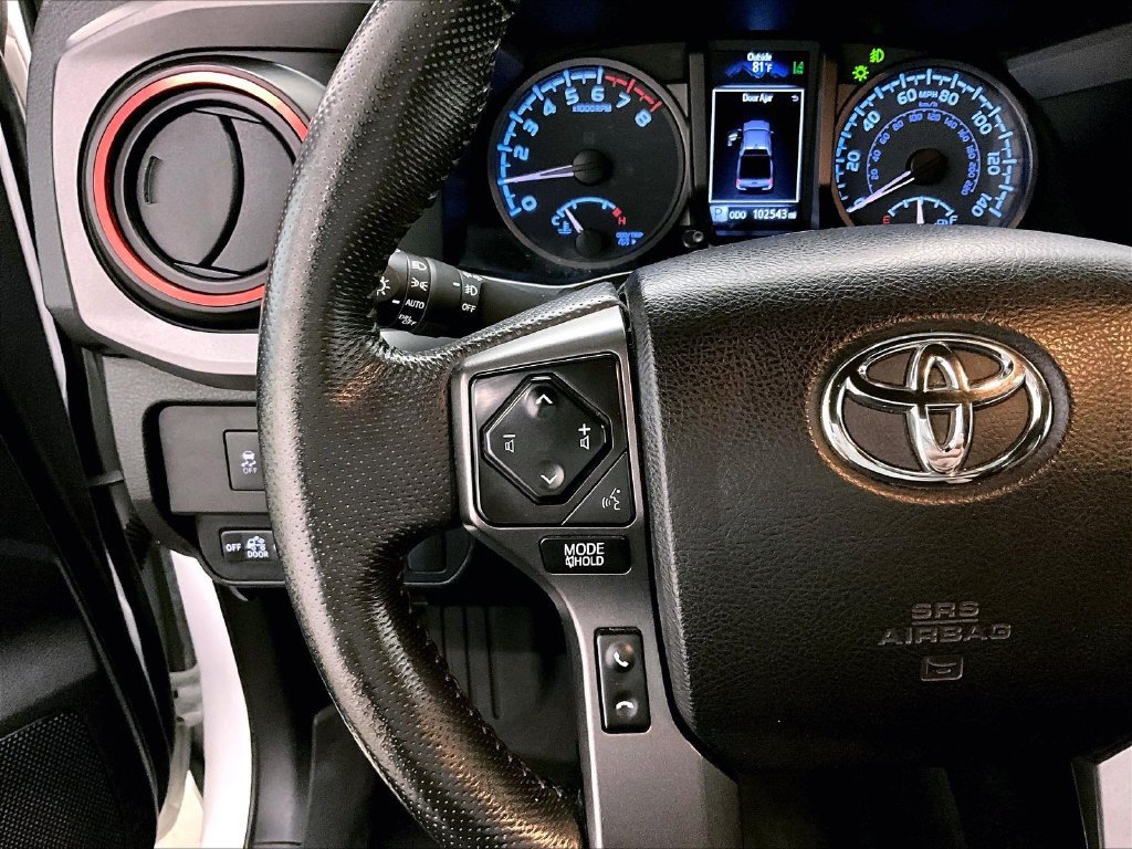 Used 2021 Toyota Tacoma TRD Sport w/ TRD Premium Sport Package AWD/4WD image 12