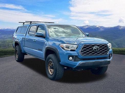 Used 2019 Toyota Tacoma TRD Off-Road w/ TRD Premium Off Road Package AWD/4WD image 8