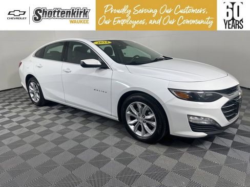 Used 2024 Chevrolet Malibu LT image 1