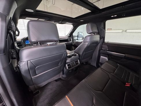 Used 2024 Ford F250 Platinum AWD/4WD image 21