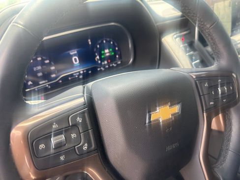 Used 2023 Chevrolet Tahoe High Country AWD/4WD image 17