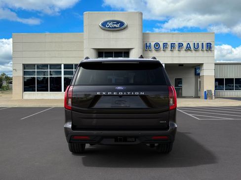 New 2027 Ford Expedition Max Active AWD/4WD image 7