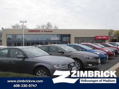 Certified 2023 Volkswagen Jetta SE w/ Panoramic Sunroof Package