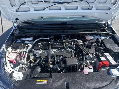 Used 2025 Toyota Corolla SE image 11