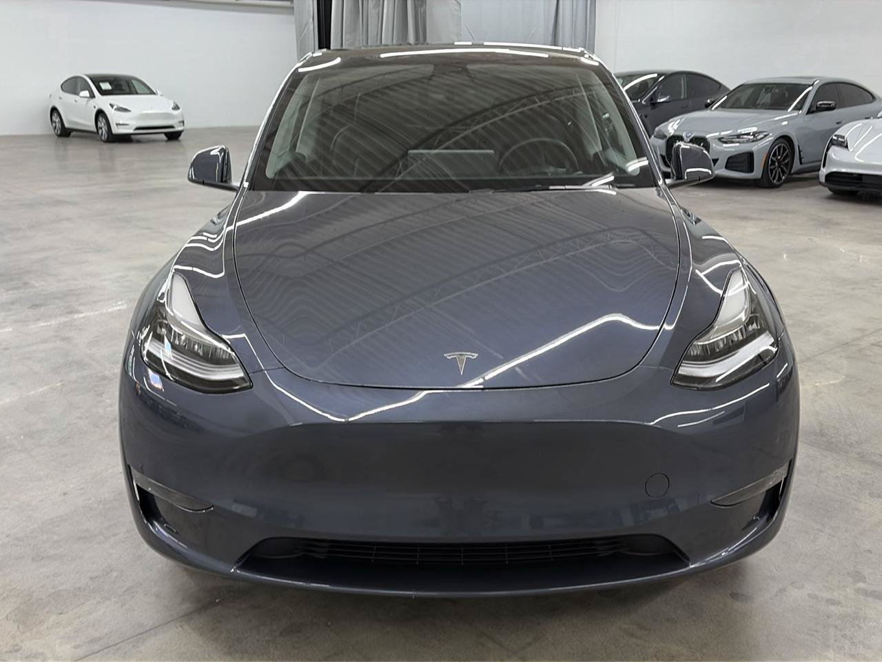 Used 2023 Tesla Model Y Long Range AWD/4WD image 3